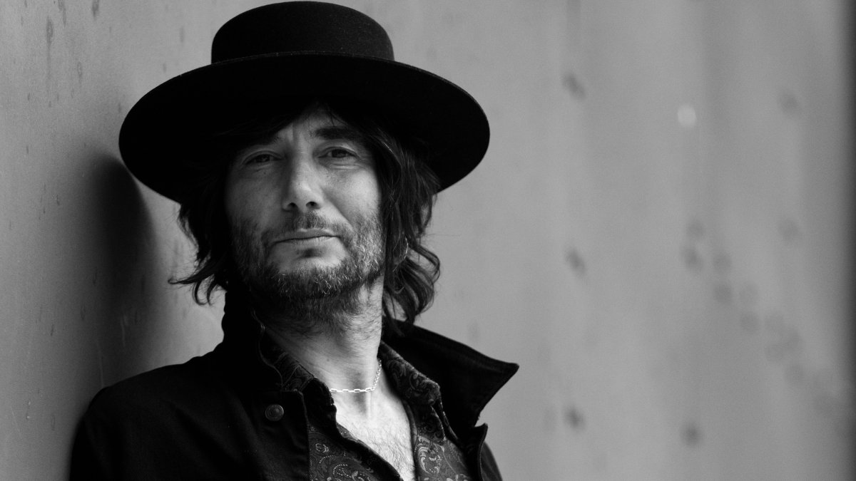 Una imatge promocional de Joan Masdéu