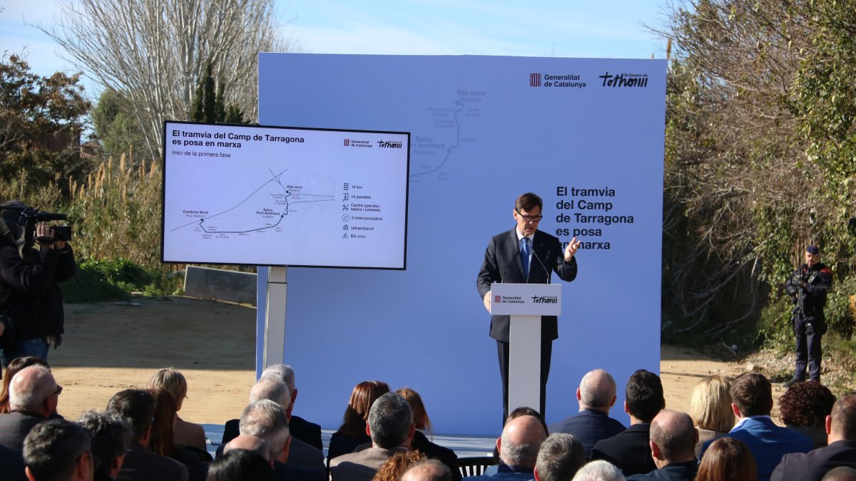 El president de la Generalitat, Salvador Illa, durant la presentació de la fase 1 del tramvia del Camp de Tarragona