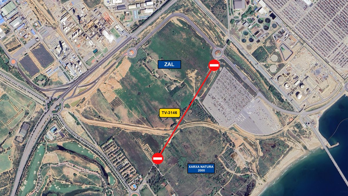 La carretera TV-3146, que conecta el Camping La Pineda con la depuradora, quedará cortada al tráfico de forma definitiva.