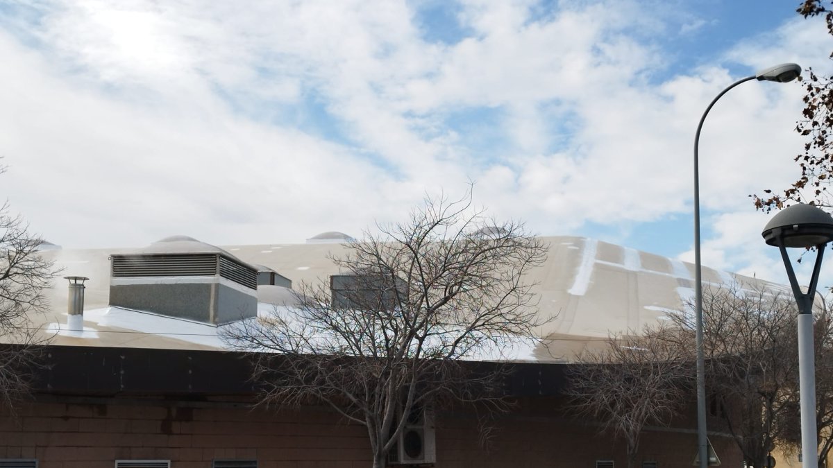 Exterior del Palau d’Esports de Cambrils.