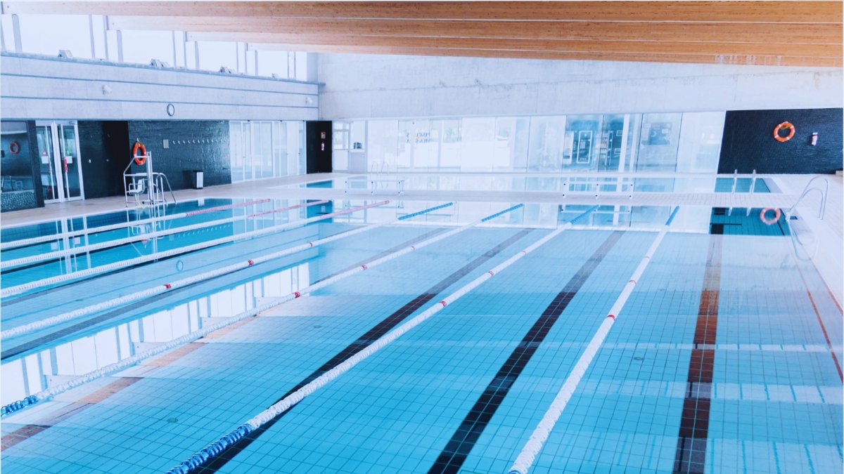 Imagen de las piscinas municipales de Vila-seca.