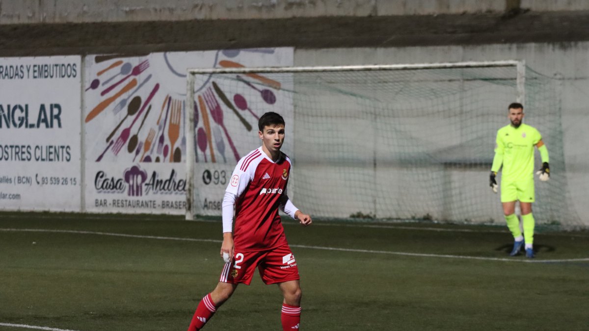 Biel Vicens durante el duelo de Copa Cataluña contra el Cerdanyola.