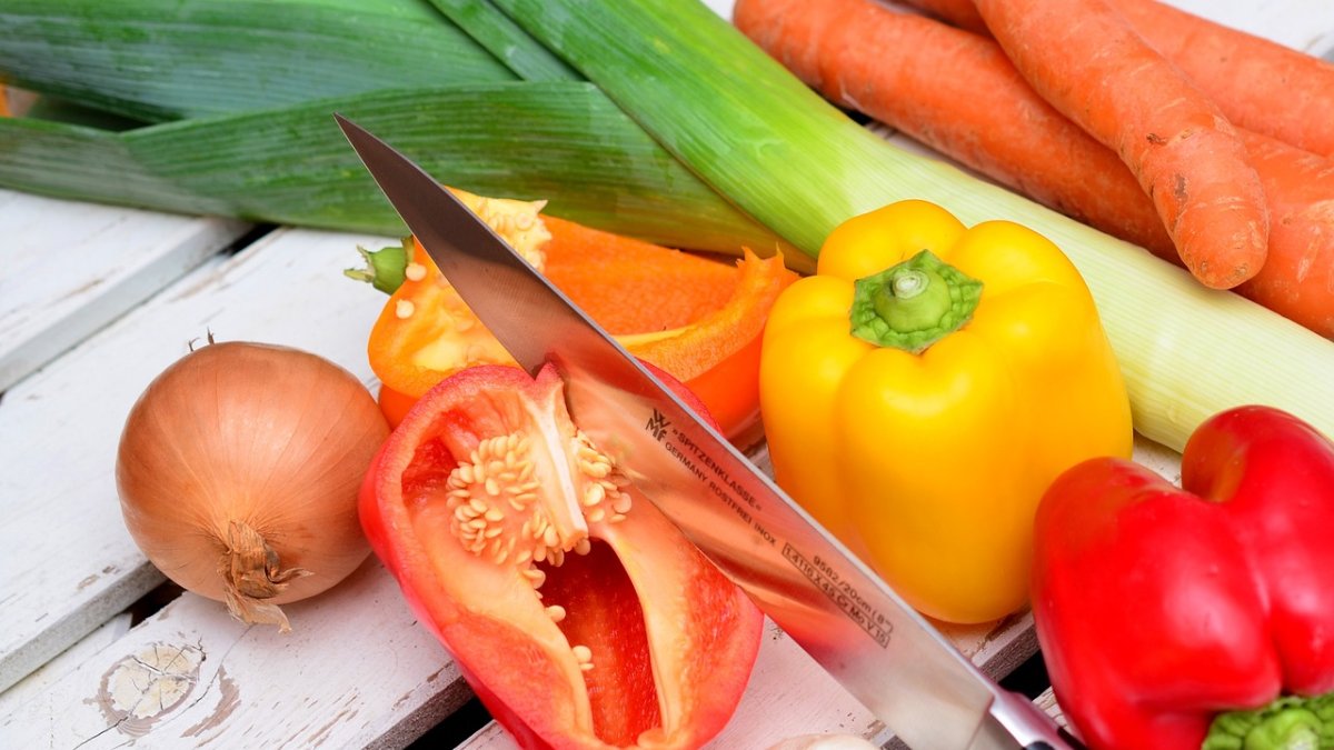 Imagen de archivo de una tabla de hortalizas.