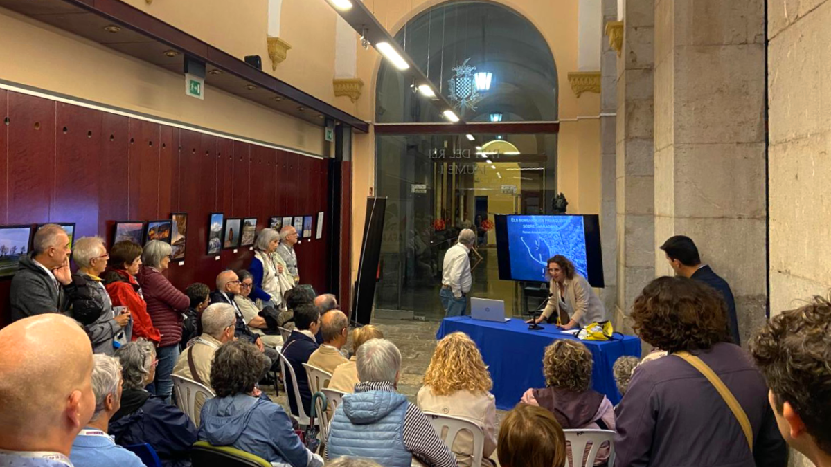 Imatge d'arxiu de la programació dels Centres Cívics.