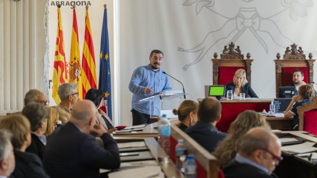 Jordi Collado (ECP) a l’esquerra i Rubén Viñuales (PSC) a la dreta.