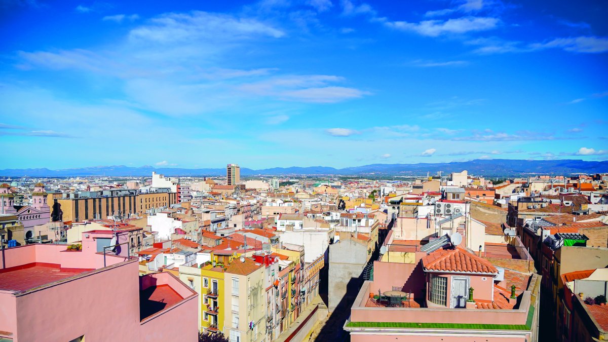 La cuota de media a tipo fijo con un 2,45% TIN en Tarragona es de 783 euros para un piso de cien metros cuadrados