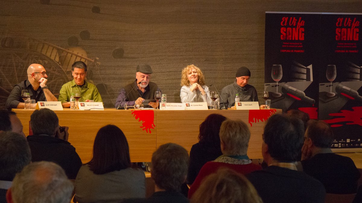 Ponents en una Taula de novel·la històrica d’una edició passada del festival