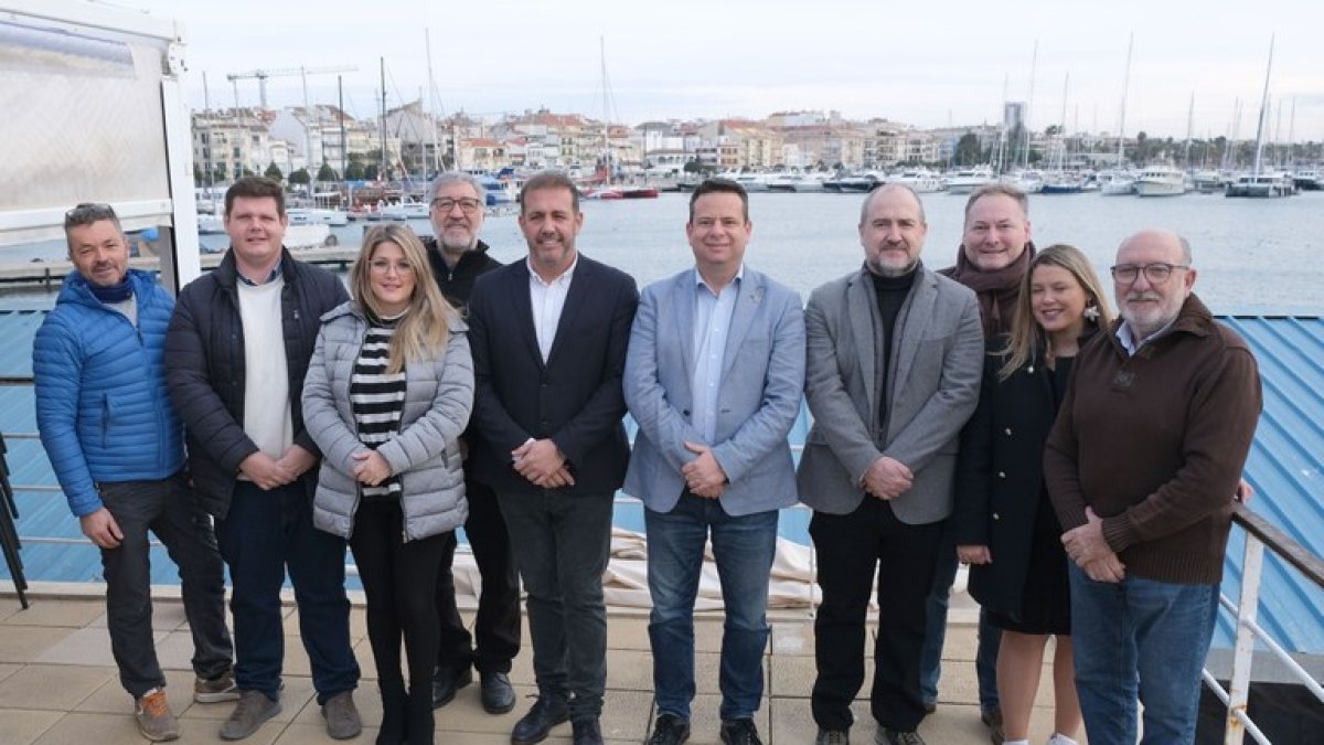 Imagen del gobierno municipal liderado por Oliver Klein con el PSC, PP y Ciudadanos.