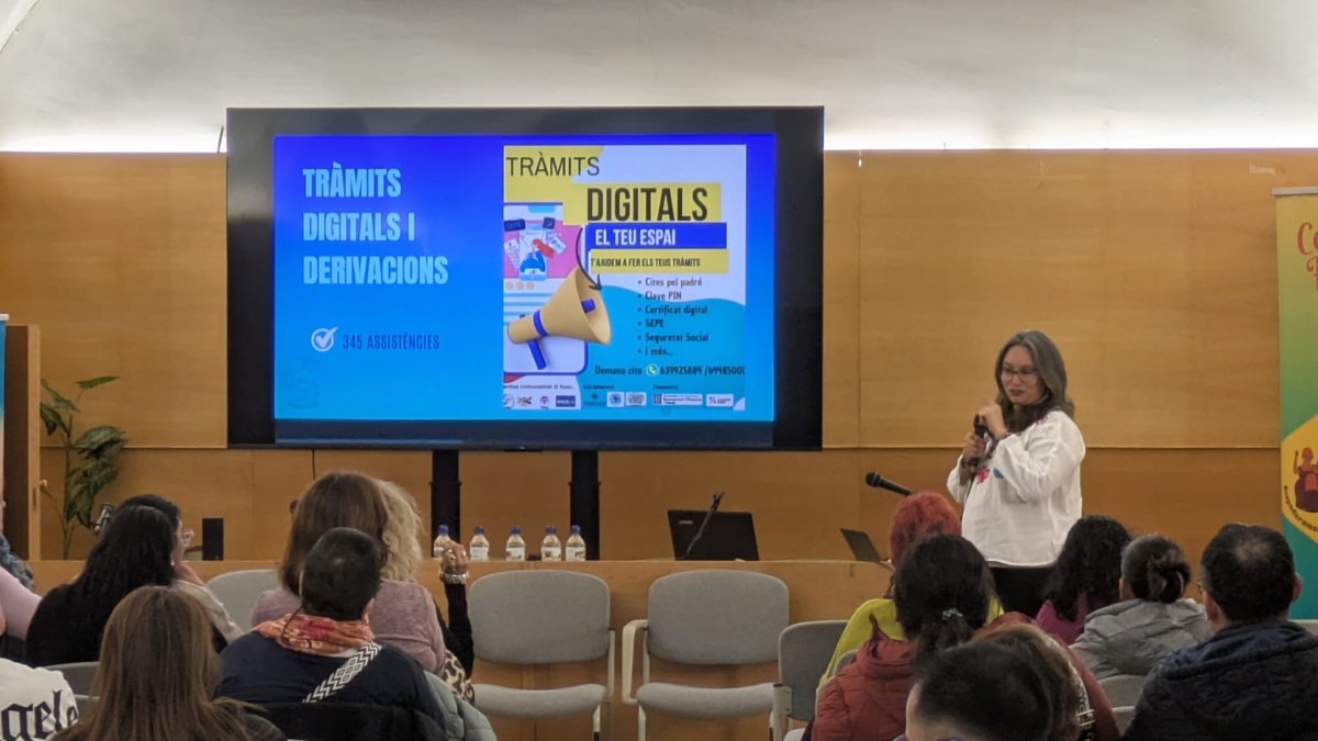 Imagen de la asamblea de la Comunalitat el Rusc.