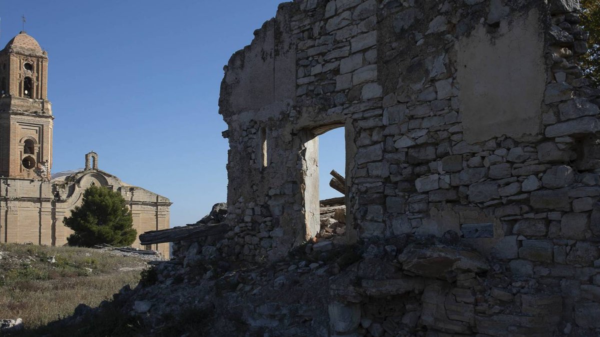 Imagen de Pueblo Viejo de Corbera d'Ebre, testigo|testimonio de la Batalla del Ebro.