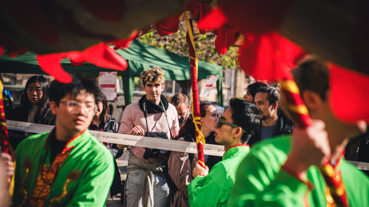 Adrià Guxens en el rodatge a la Xina de la primera pel·lícula del cineasta.
