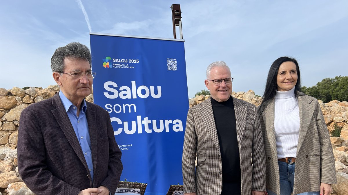 El alcalde de Salou Pere Granados presenta la programación de Capital de la Cultura Catalana.