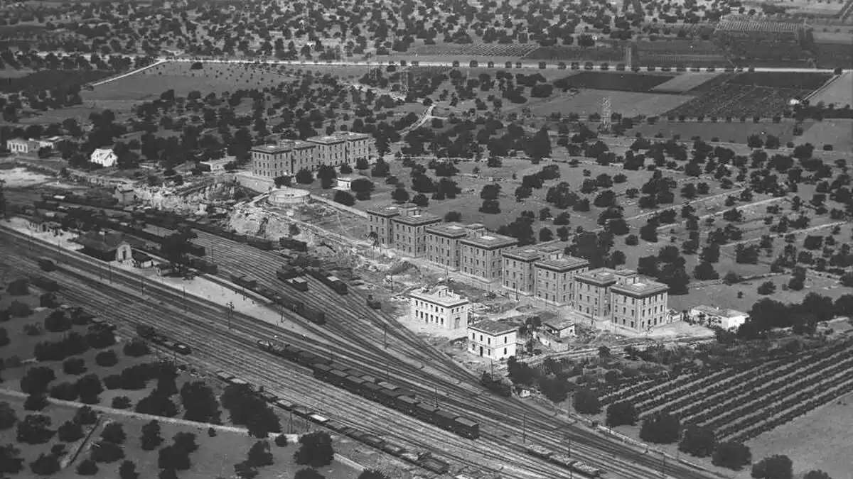 Vista aérea de la Colònia Ferroviària.