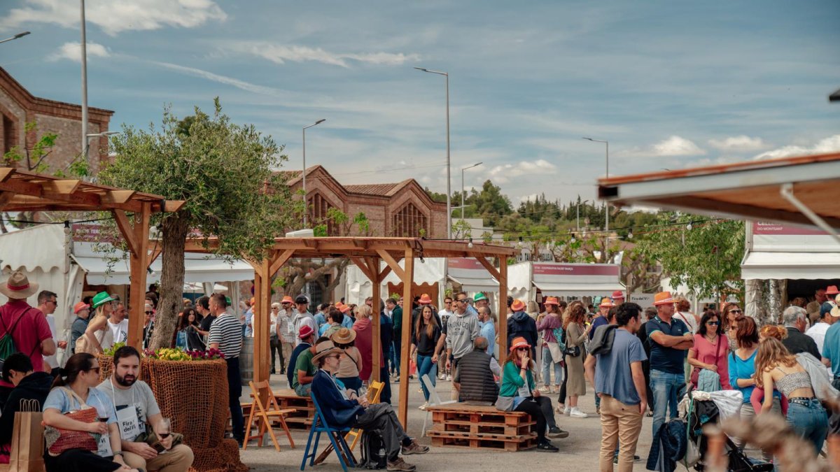 Las bodegas que quieran inscribirse o disponer de más información pueden hacerlo a la web www.firadelvi.org