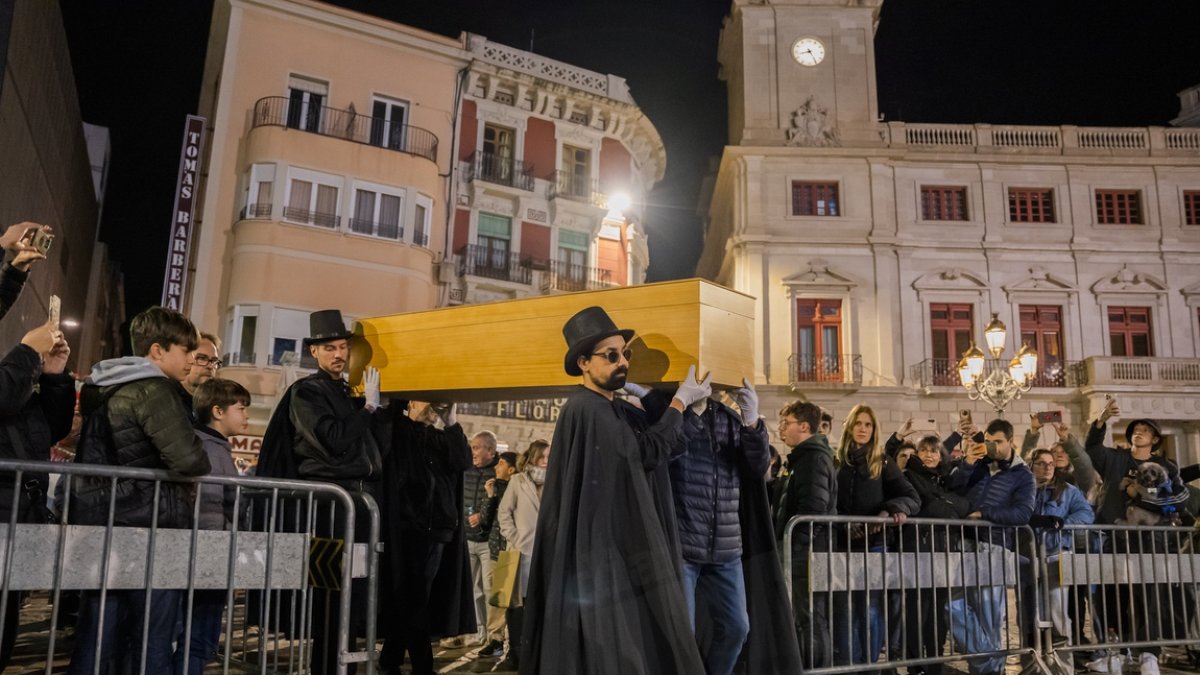 Últim adéu al Rei Carnestoltes.