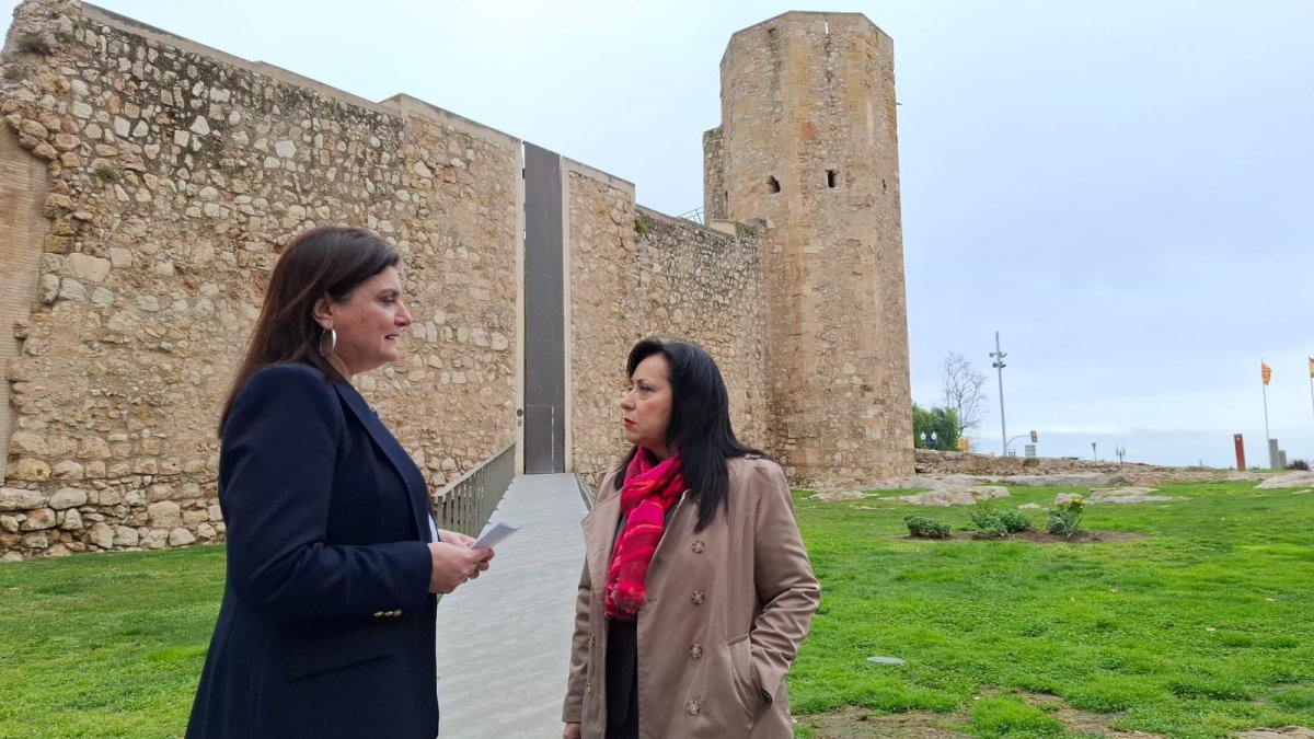 La diputada del PP al Congrés, Elisa Vedrina, i la portaveu municipal, Maria Mercè Martorell.