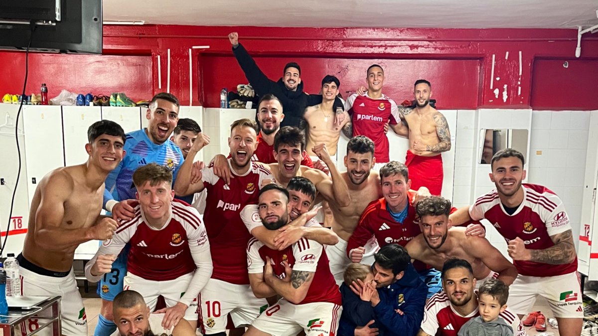 Els jugadors del Nàstic celebrant la victòria del passat dissabte contra el Barakaldo.