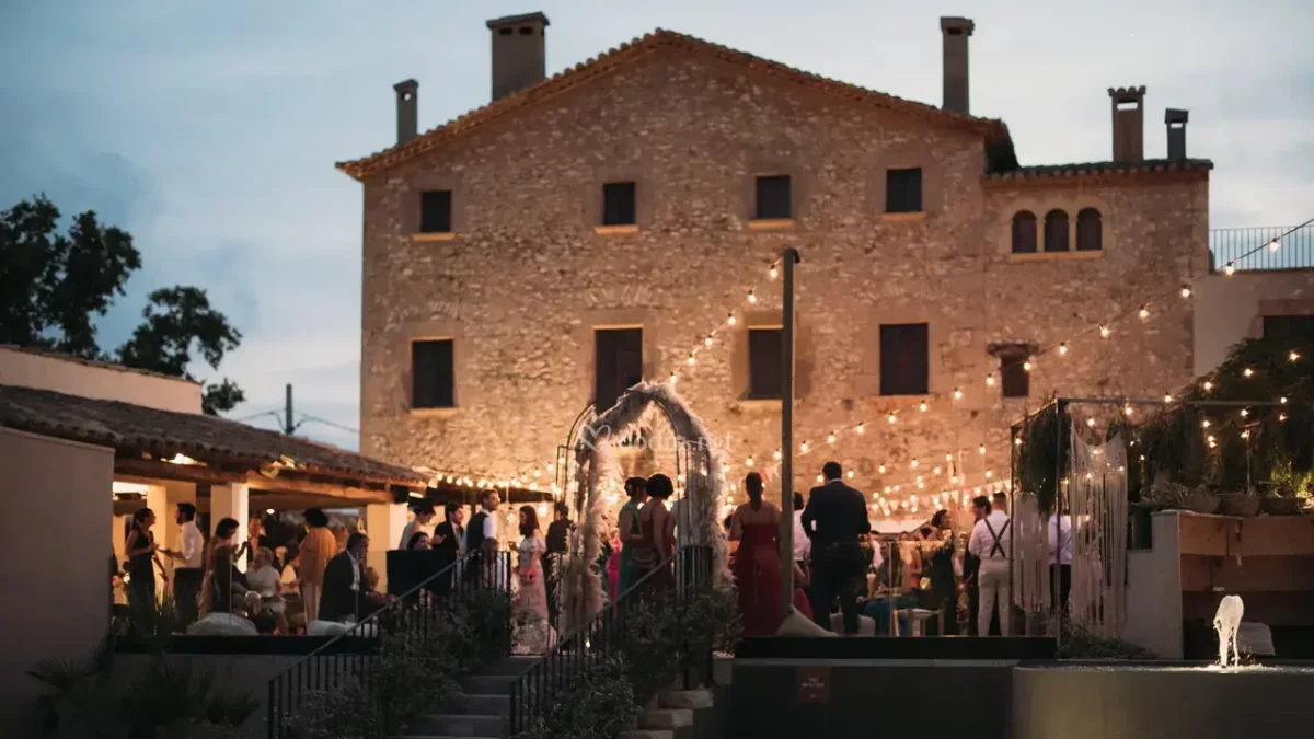 Imagen de una boda celebrada en la Masía Can Martí de la Riera de Gaià.