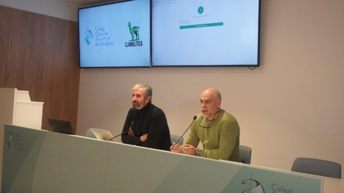 El CEO y cofundador de Llamalítica, Frederic Llordachs, y el presidente del COMT, Sergi Boada.