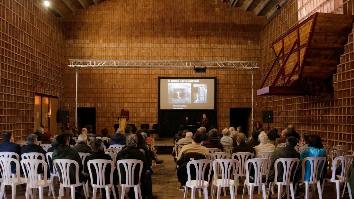Una de las ponencias del III Congreso Internacional La Guerra Civil en las Tierras del Ebro