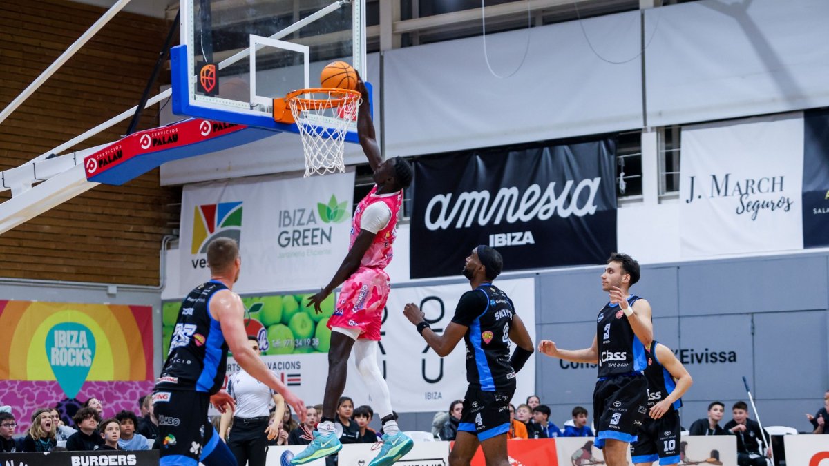 Imatge del partit contra el Sant Antoni d’Eivissa