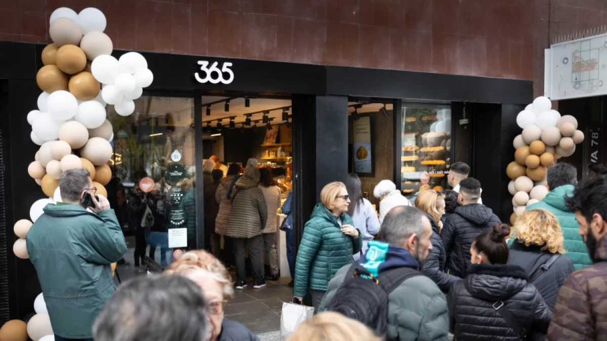 Imagen de la inauguración del nuevo establecimiento de Grupo 356 en la Rambla Nova.