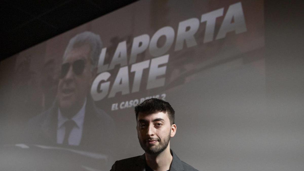 El periodista Andreu Rauet durant la presentació del documental als cinemes Texas de Barcelona.