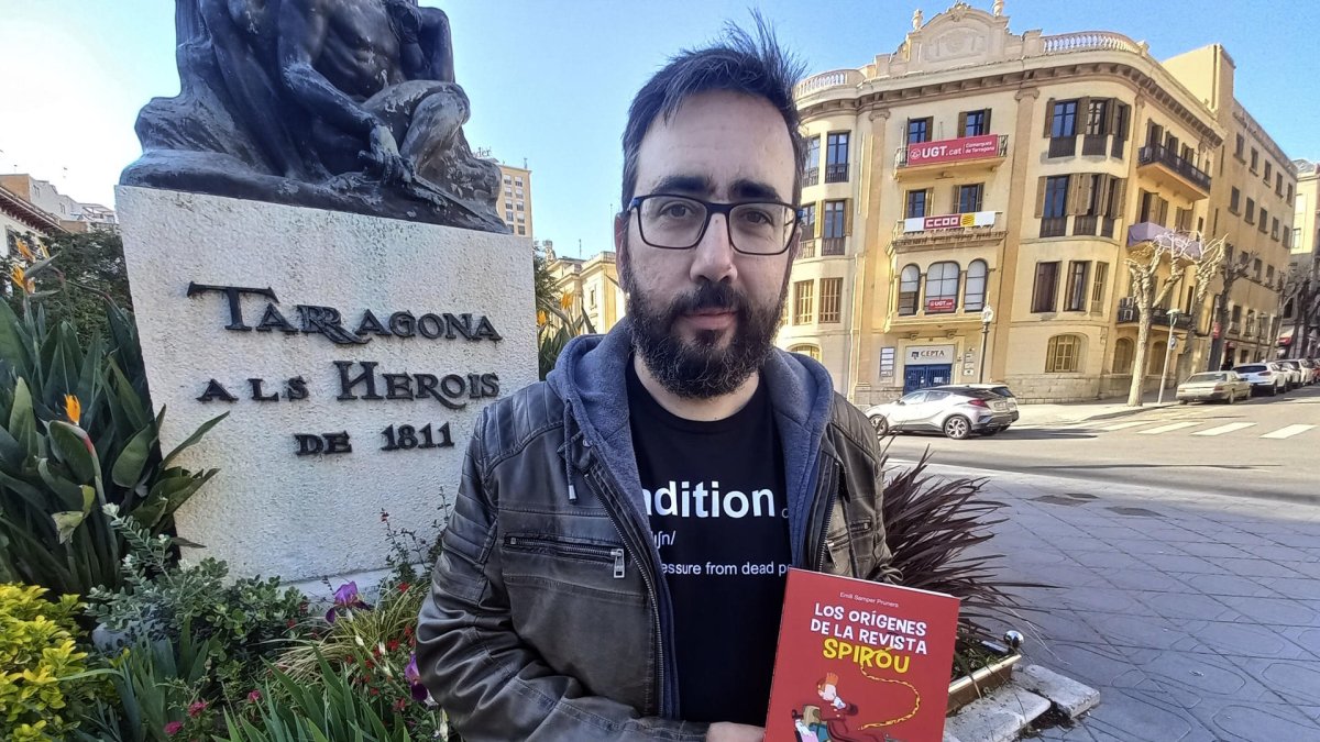 El doctor en Filología Catalana y experto en cómics, Emili Samper, autor del libro.