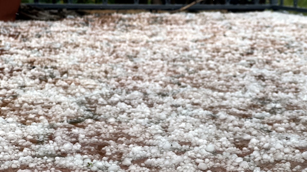 Detalle de la granizada en Horta de Sant Joan
