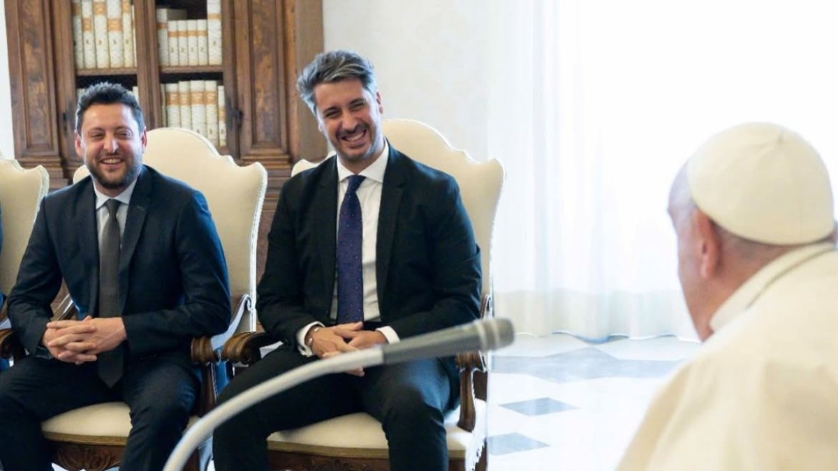 Ruben Viñuales en la seva trobada amb el Papa Francesc.