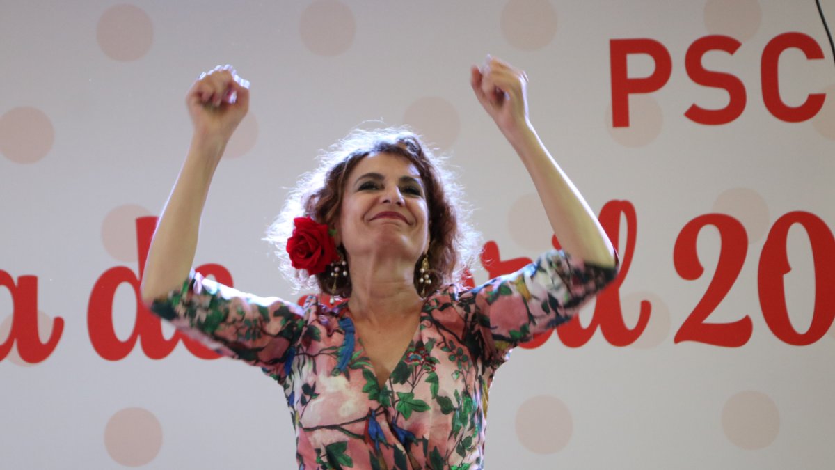 La vicepresidenta española María Jesús Montero, en la Feria de Abril de Barcelona