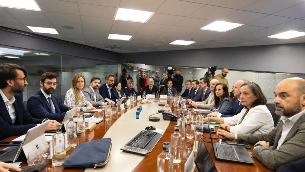 Reunió del comité d'anàlisi de la crisi de l'apagada, a la seu de Red Eléctrica