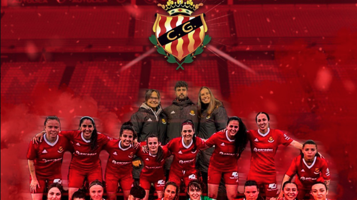 La plantilla en el completo del Nàstic Femení.