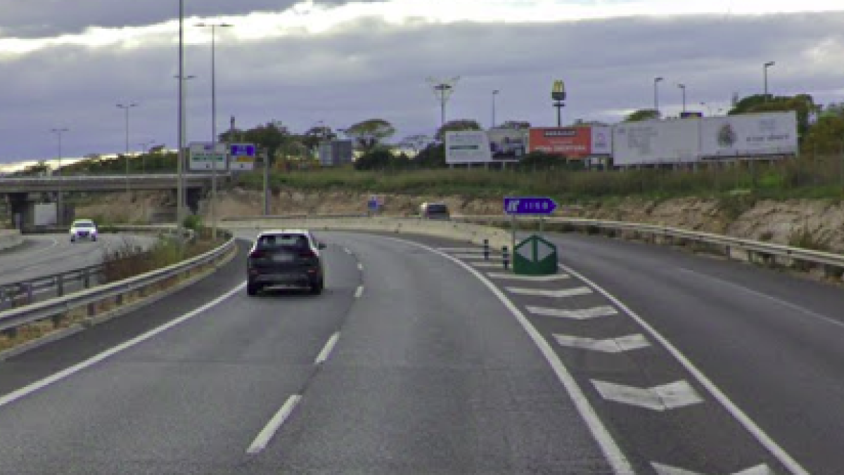 Imagen de la entrada en las Gabarras desde el A-7, un punto próximo donde se produjeron los hechos.