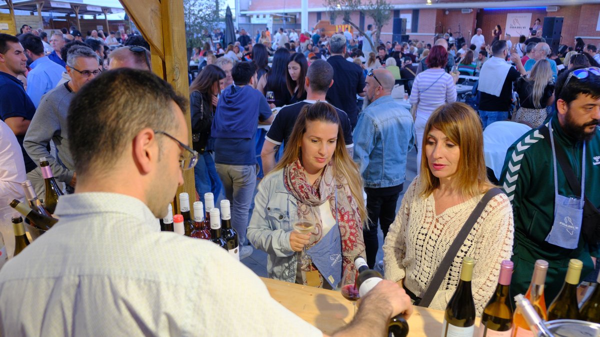 Un instant de la Fira del Vi de la Pobla.