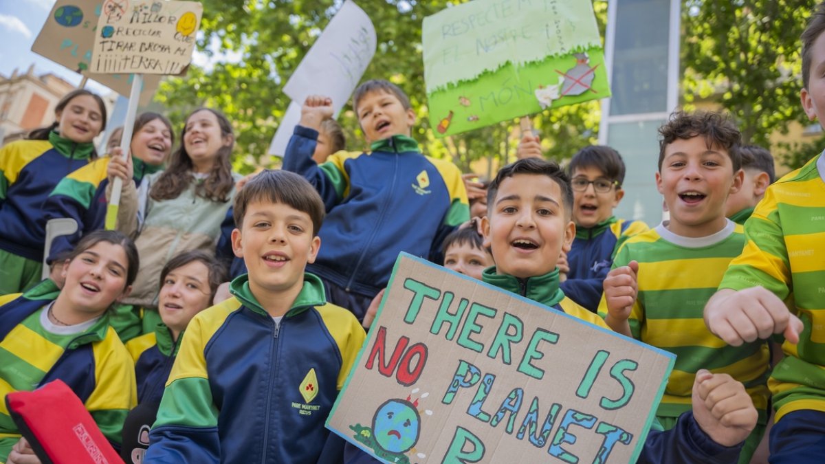 Jornada Let's Clean Up a Reus.