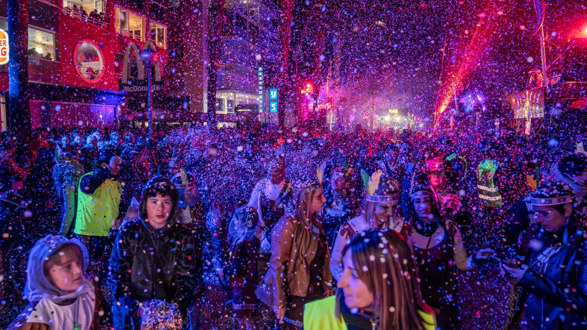 Celebración del Coso Blanco, uno de los mayores actos festivos de Salou.