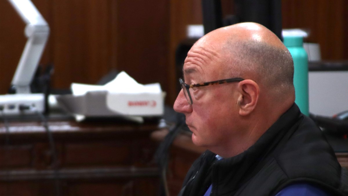 El exjefe de la policía local de Montblanc, en el primer día de juicio en la Audiencia de Tarragona.