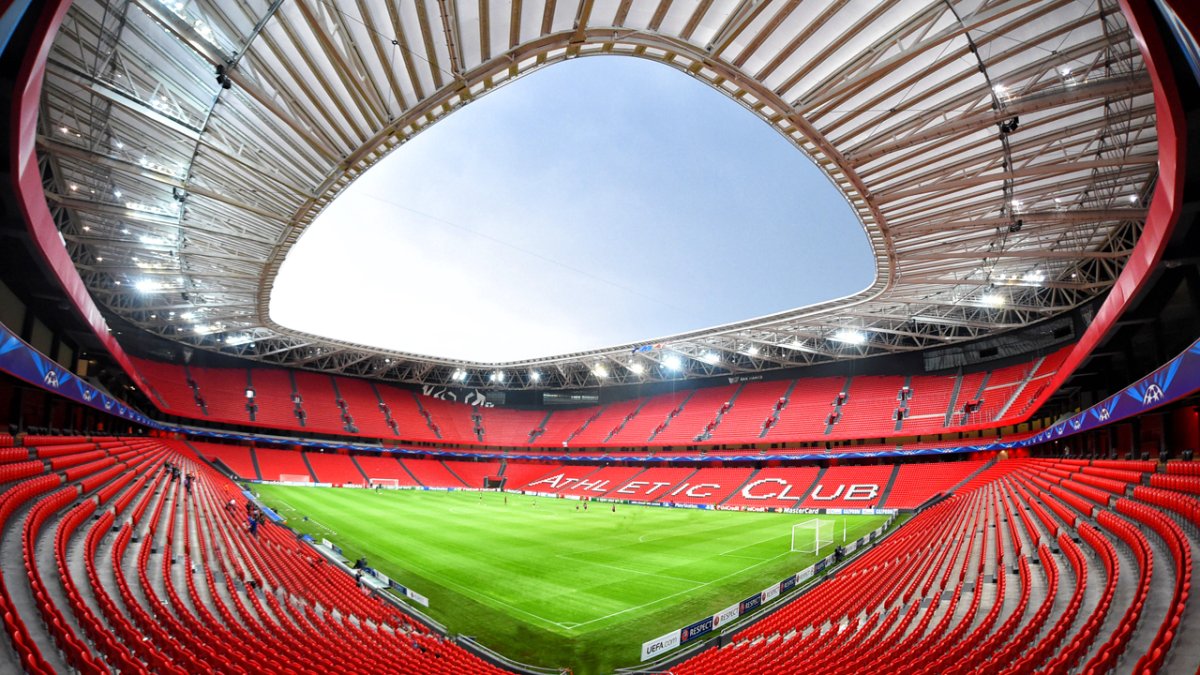 Imagen del estadio de San Mamés del Athletic Club de Bilbao con una imponente cubierta.