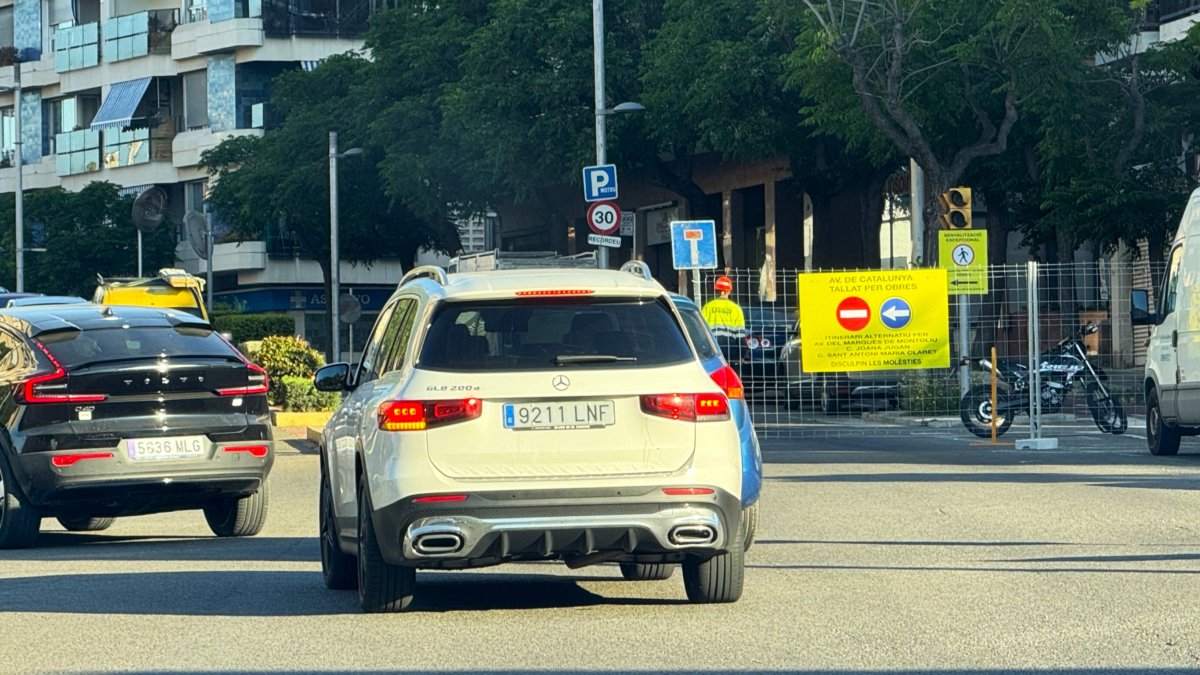 Imagen del corte por el inicio de las obras en la Avenida Catalunya.