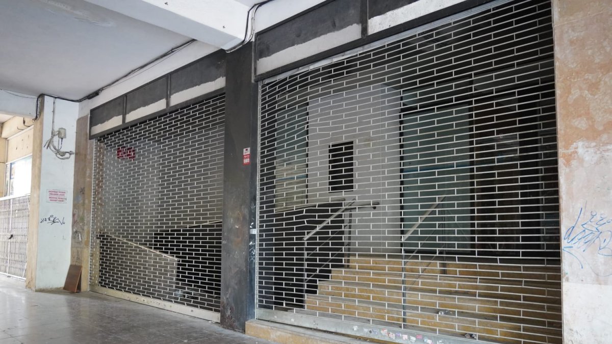 Los republicanos proponen que el centro cívico se sitúe en el antiguo local de 'la Caixa'.