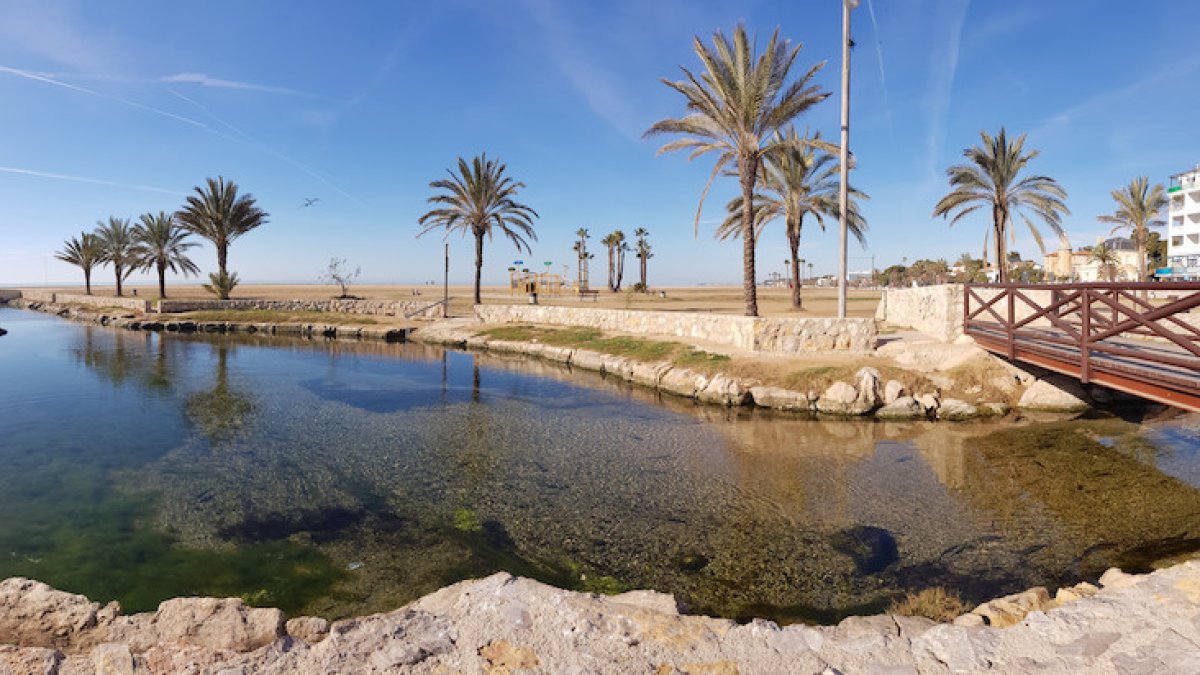 Imagen de la playa de Comarruga.