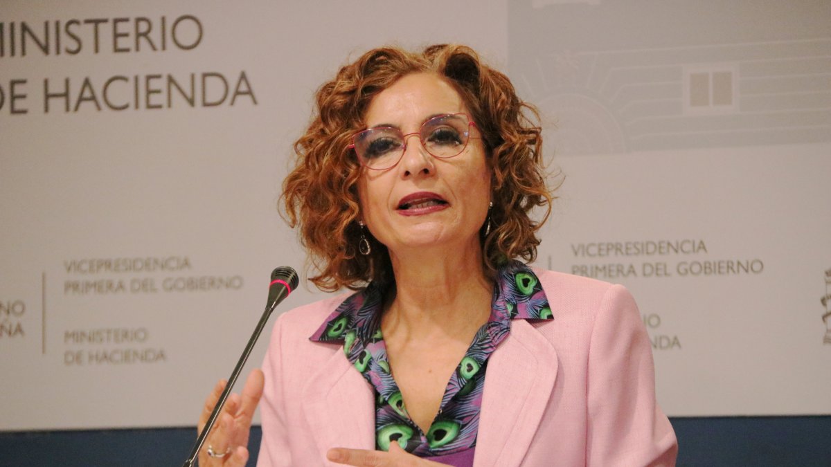 Imagen de archivo de la vicepresidenta primera y ministra de Hacienda, María Jesús Montero