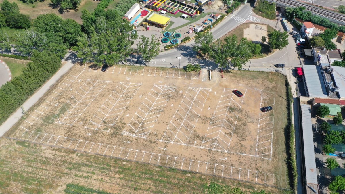 Imagen aérea del parking del Puntet.