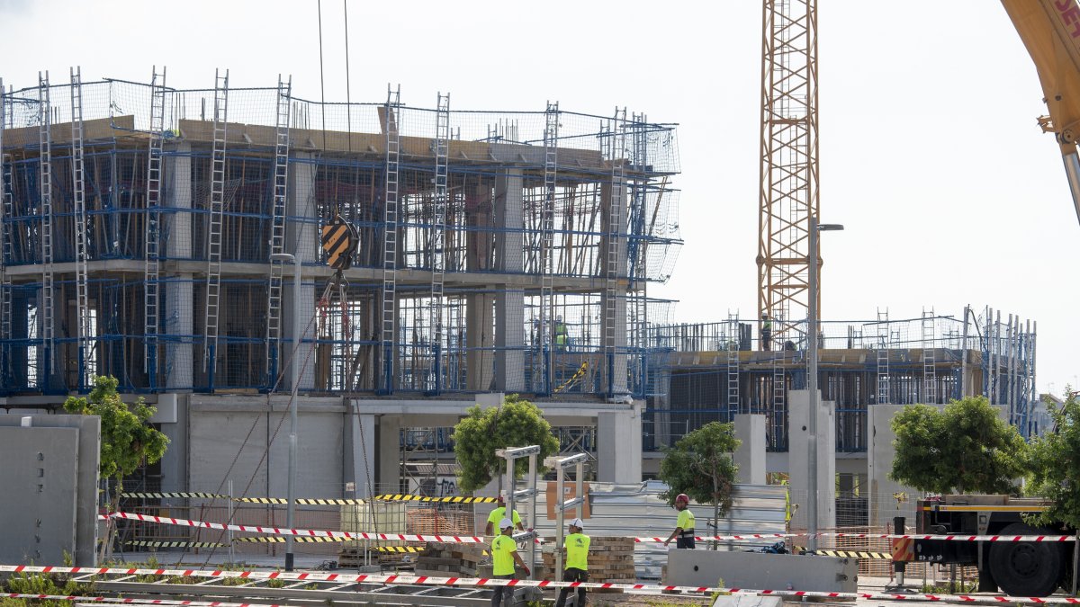 Les obres de la nova promoció Les Oliveres van començar fa pràcticament un any.
