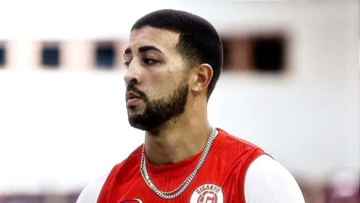 El puertorriqueño Ismael Alomar.