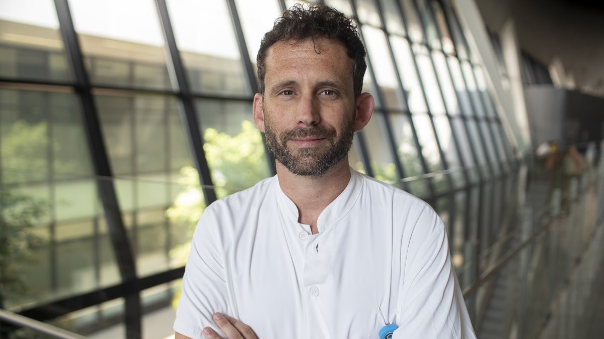 Fotografía de Miguel Querol, supervisor de enfermería de la UCI del Hospital Universitari Sant Joan de Reus.