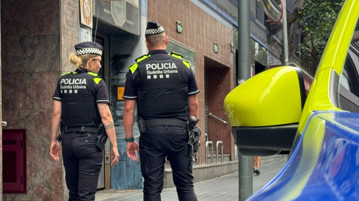 Los agentes que identificaron a la persona en la calle Pere Martell