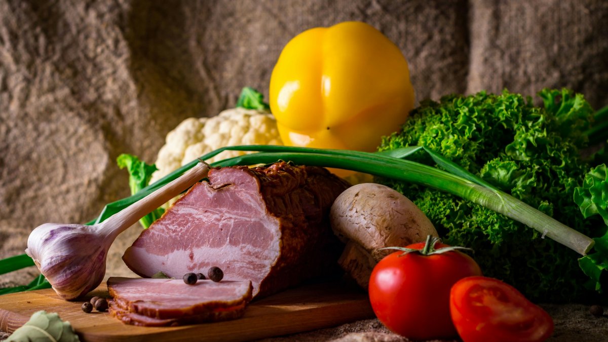 Imatge de diversos aliments vegetals i animals.