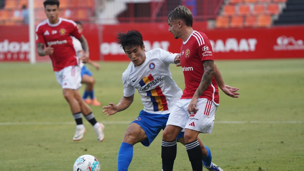 Pau Martínez, durante el partido ante el Andorra.